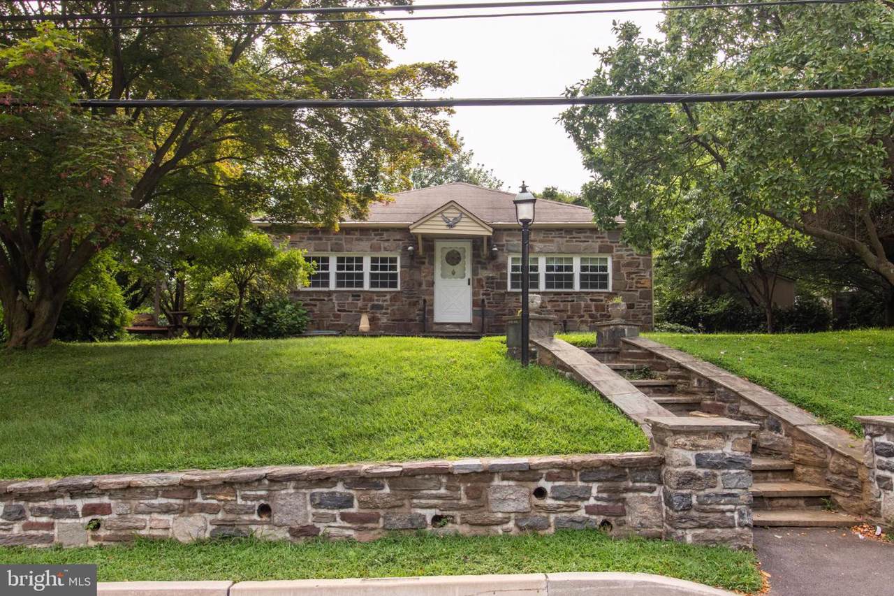 615 North Hills Avenue - Photo 1