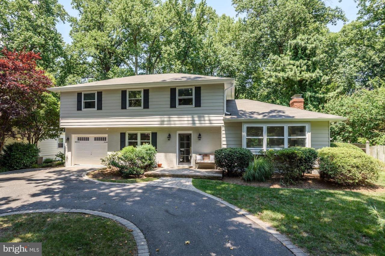 89 Farragut Road - Photo 1
