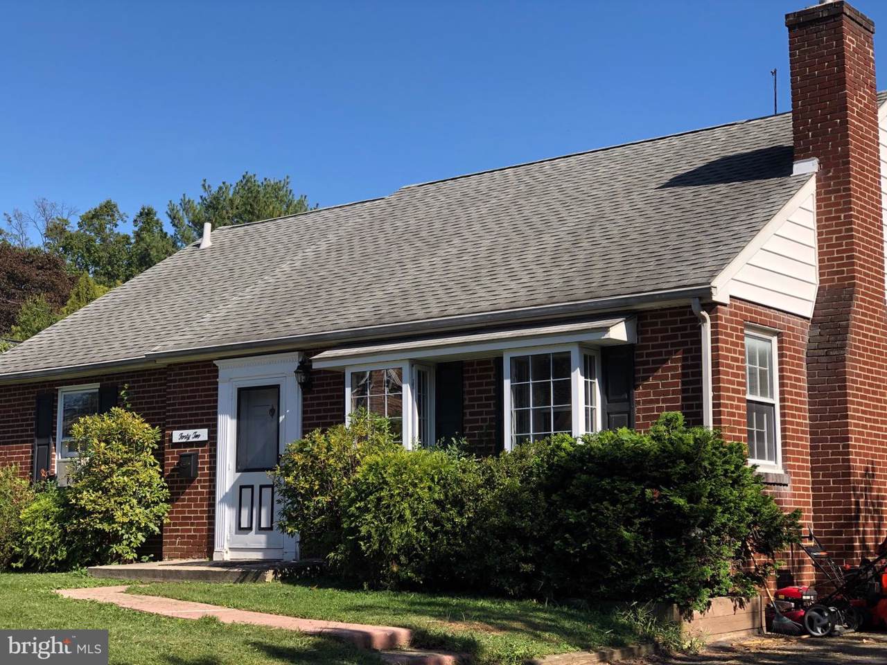 42 Whitehall Road - Photo 1