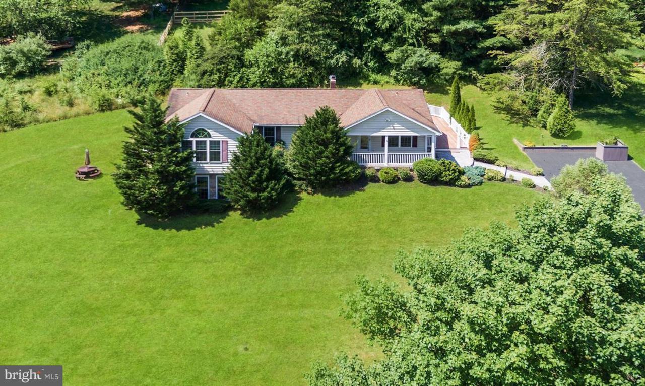 305 Waterview Court - Photo 1