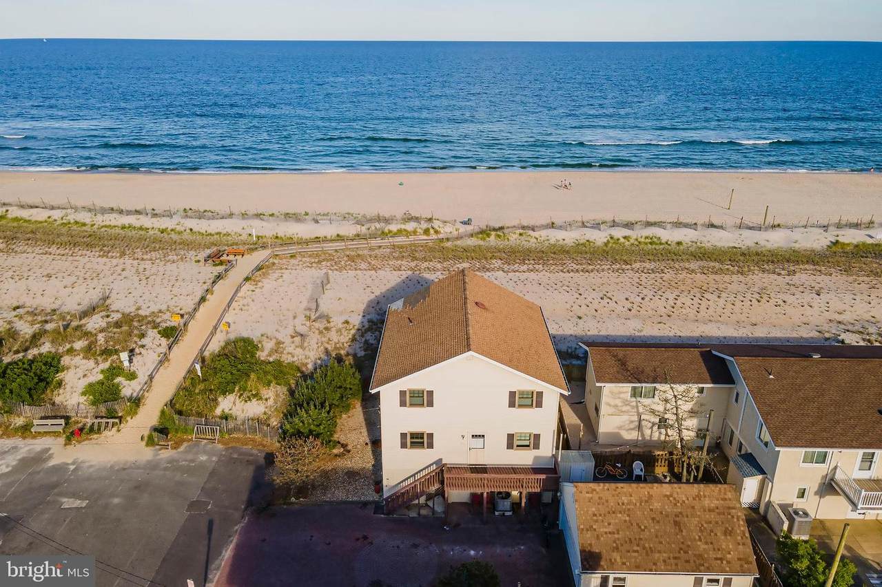 14 4TH Street - Photo 1