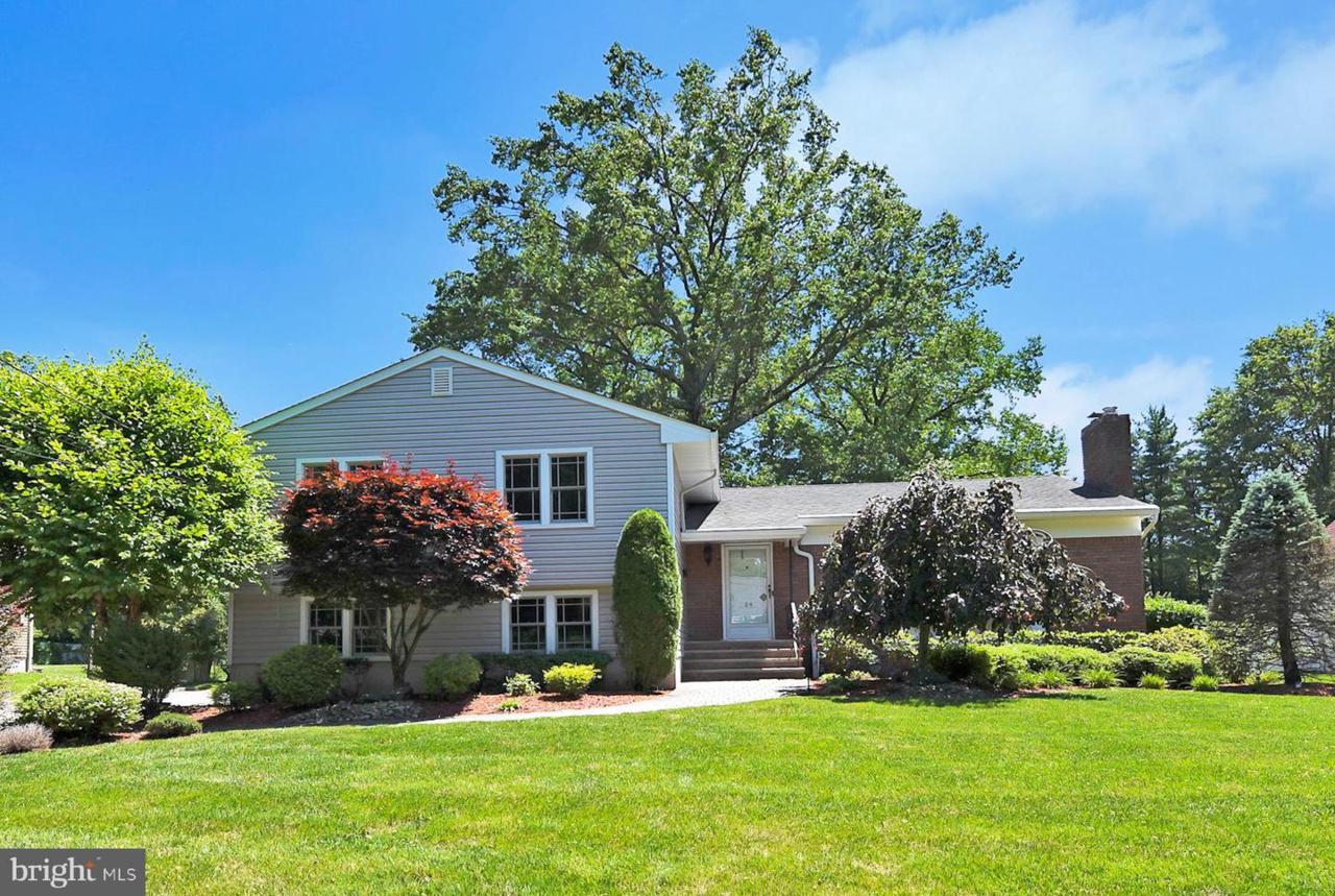 24 Clive Hills Road - Photo 1