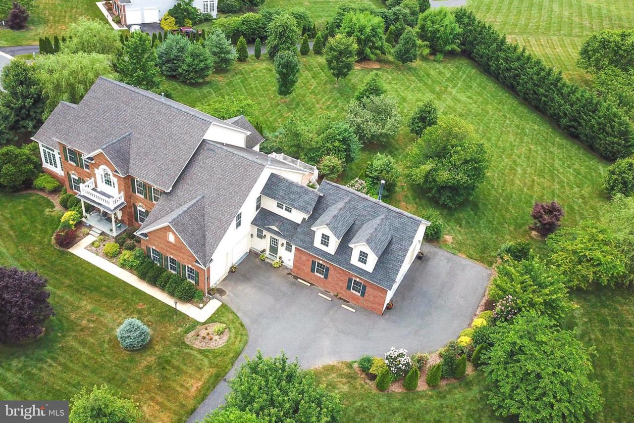 110 Bower Lane - Photo 1