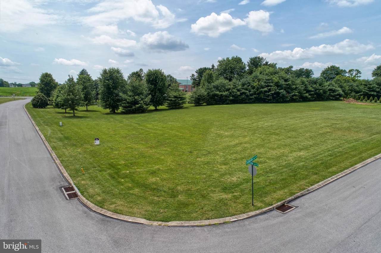 2704 Farnham Lane - Photo 1