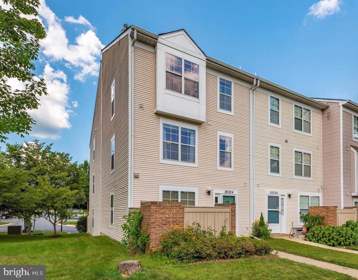 20234 Harbor Tree Road - Photo 1