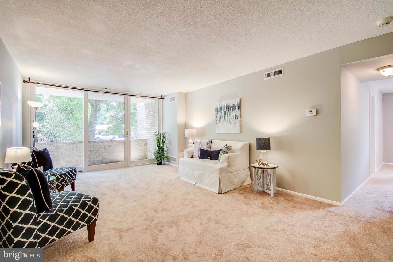 118 Monroe Street - Photo 1