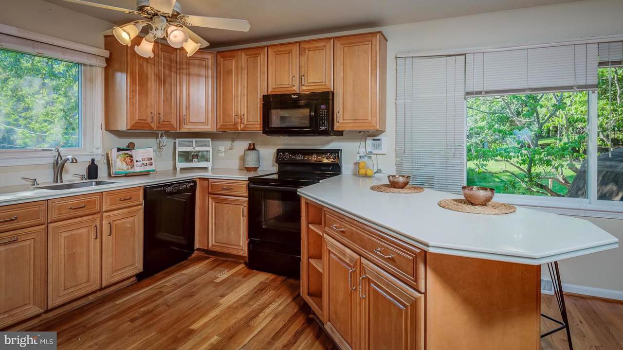 1719 Valley Avenue - Photo 1