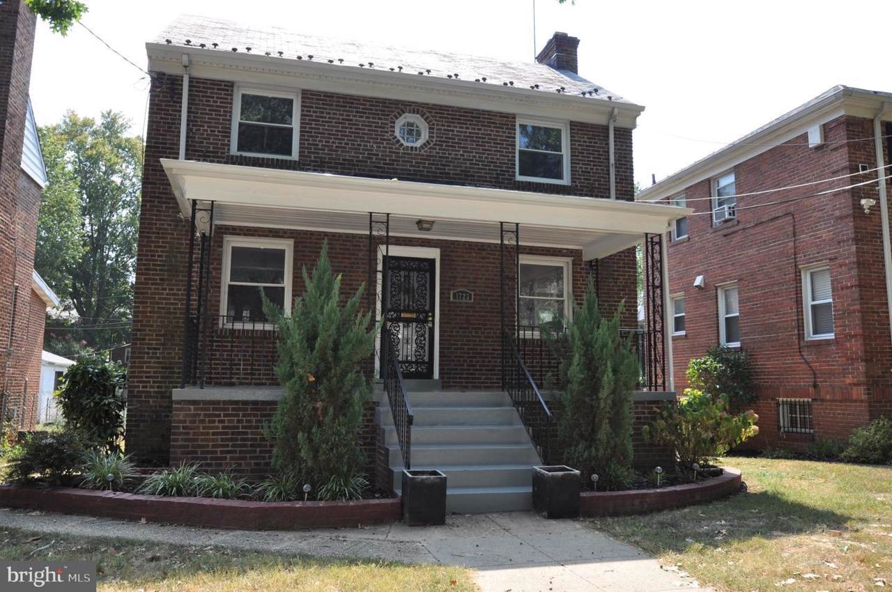 1723 Allison Street - Photo 1