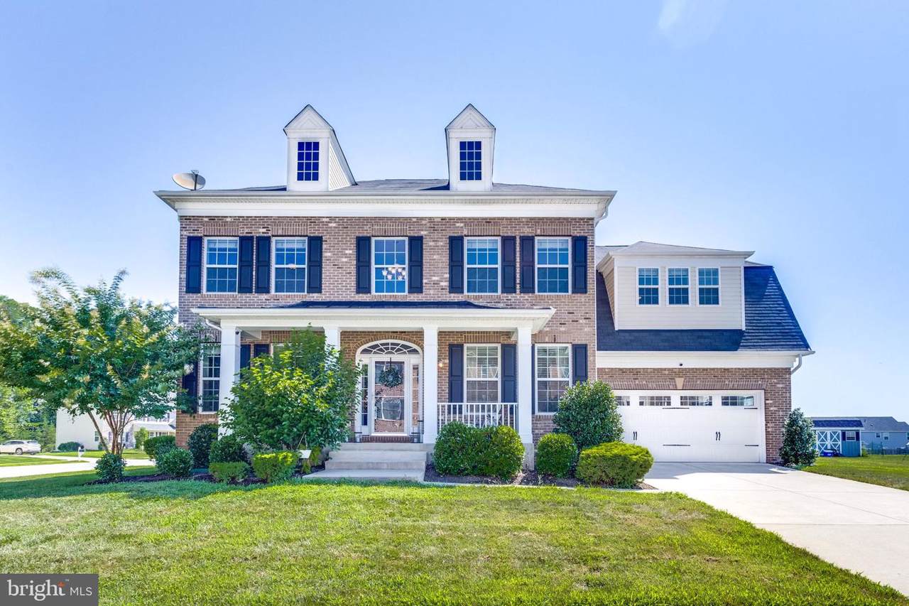 130 Wheatfield Drive - Photo 1