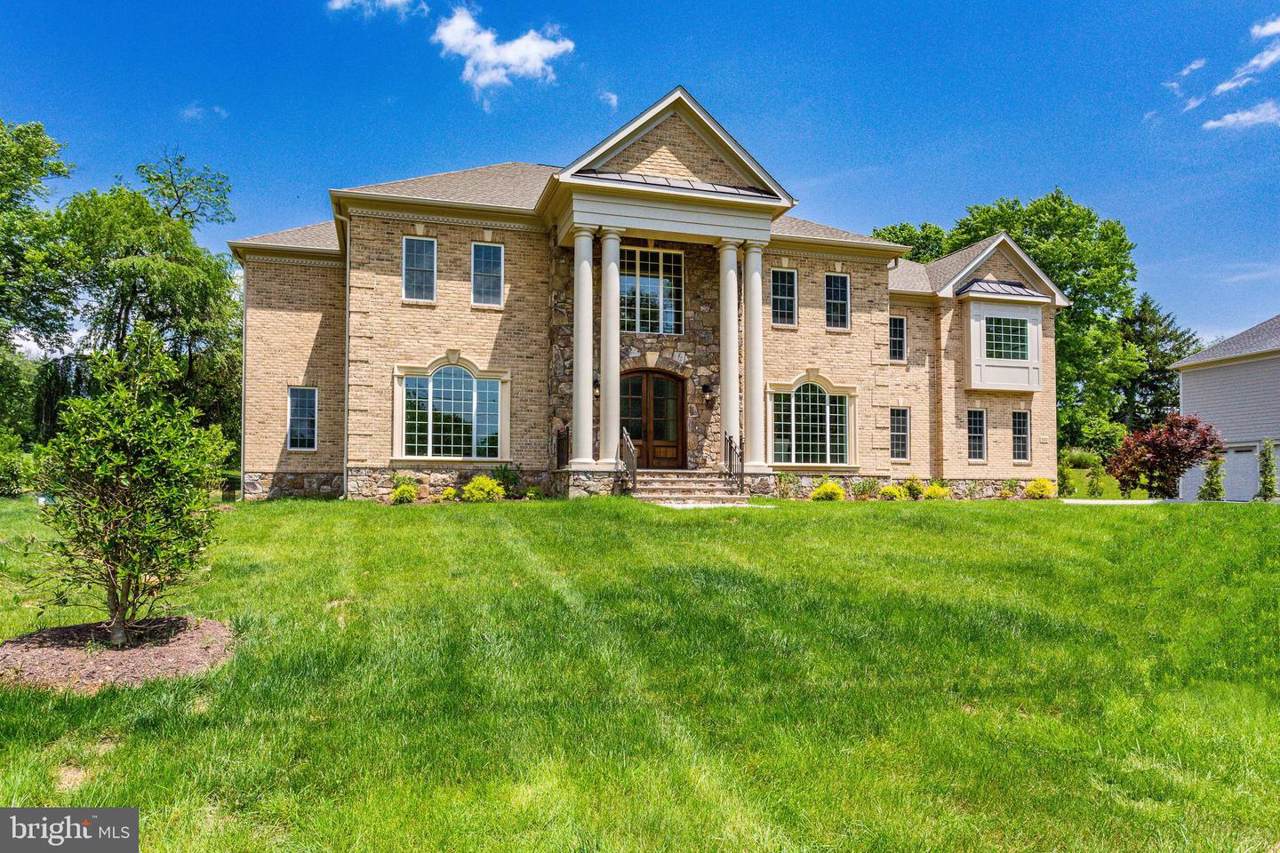 833 Golden Arrow Street - Photo 1