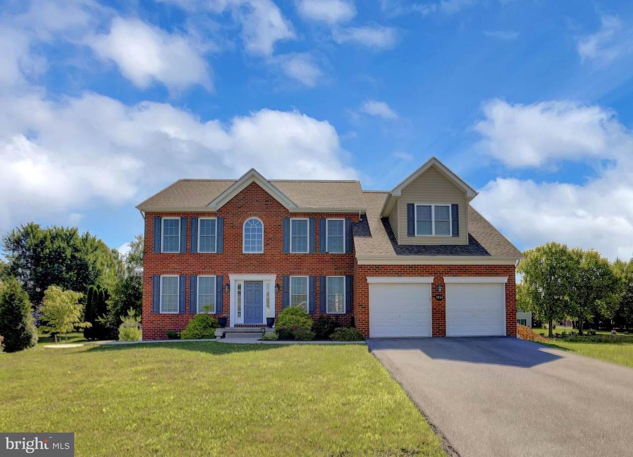 1054 Shannon Drive - Photo 1