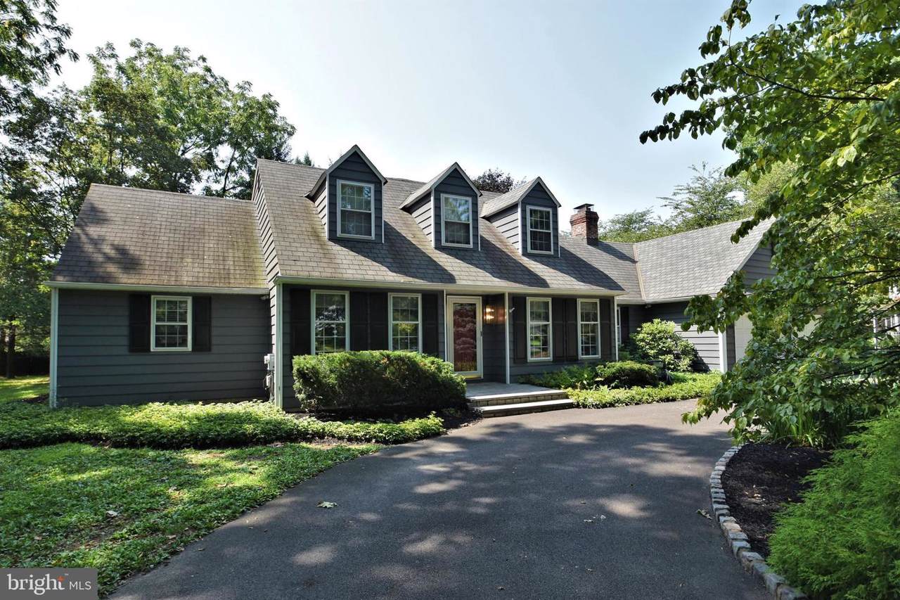 661 Sutphin Road - Photo 1