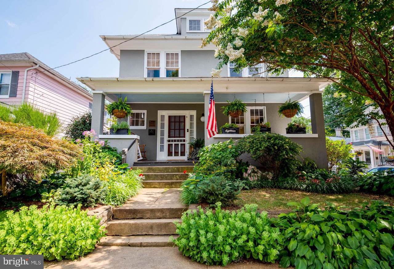 18 Hill Street - Photo 1