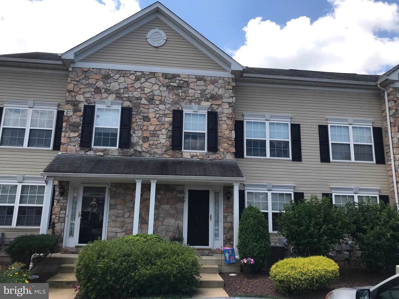 402 Feldspar Court - Photo 1