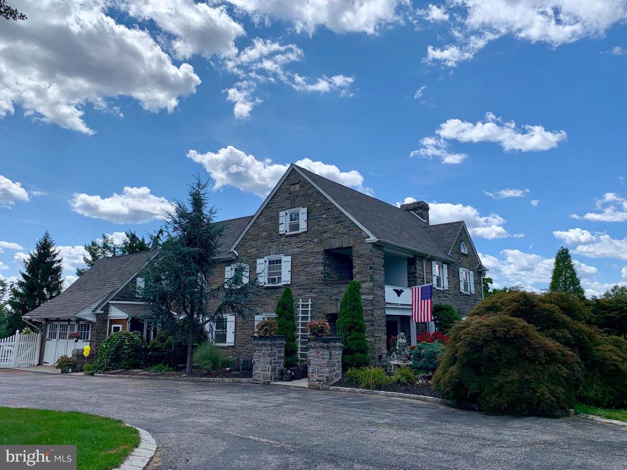 1616 Sandy Hill Road - Photo 1