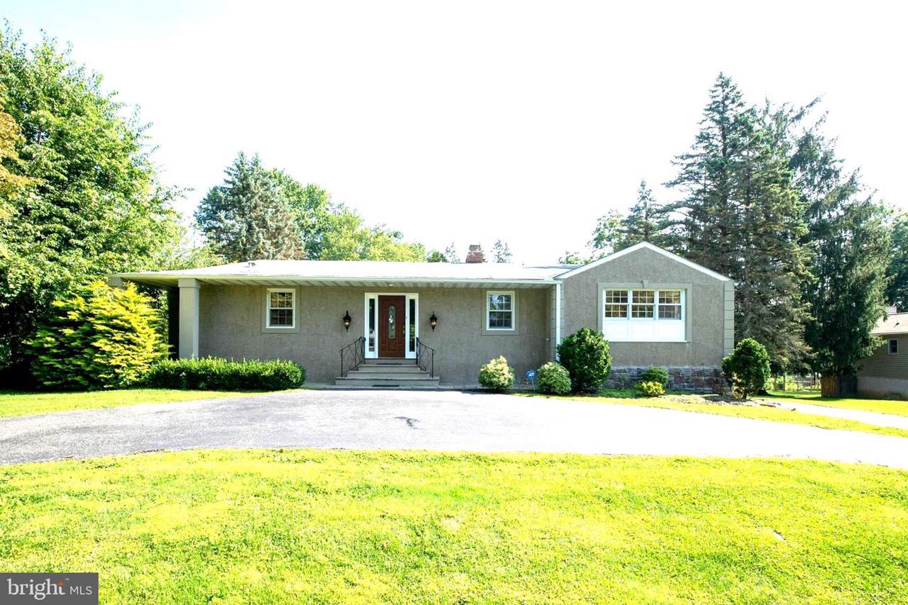 279 Overbrook Drive - Photo 1