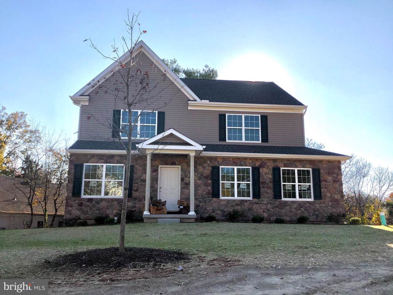 1905 Marsh Road - Photo 1