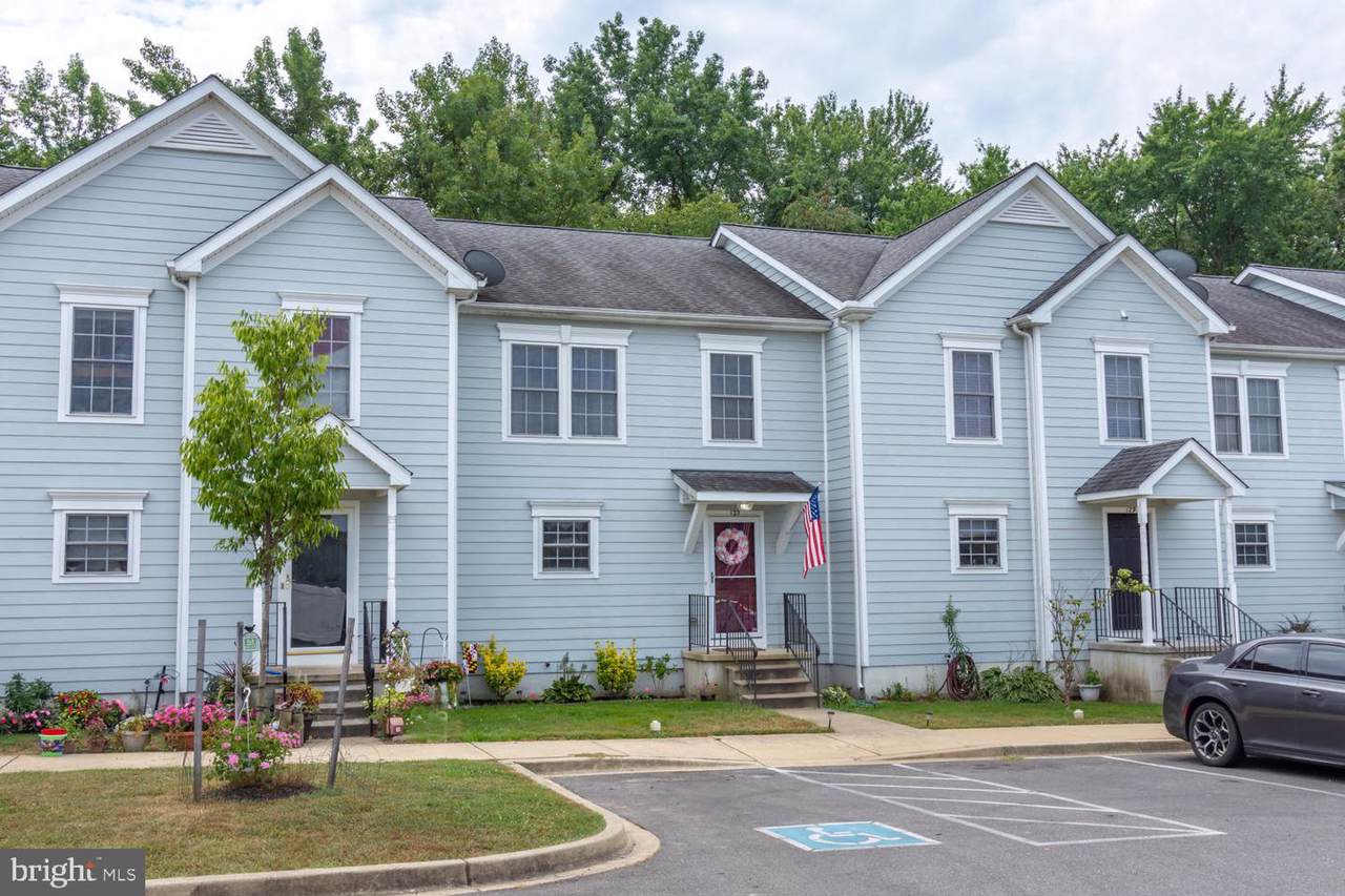 127 Pine Ridge Court - Photo 1