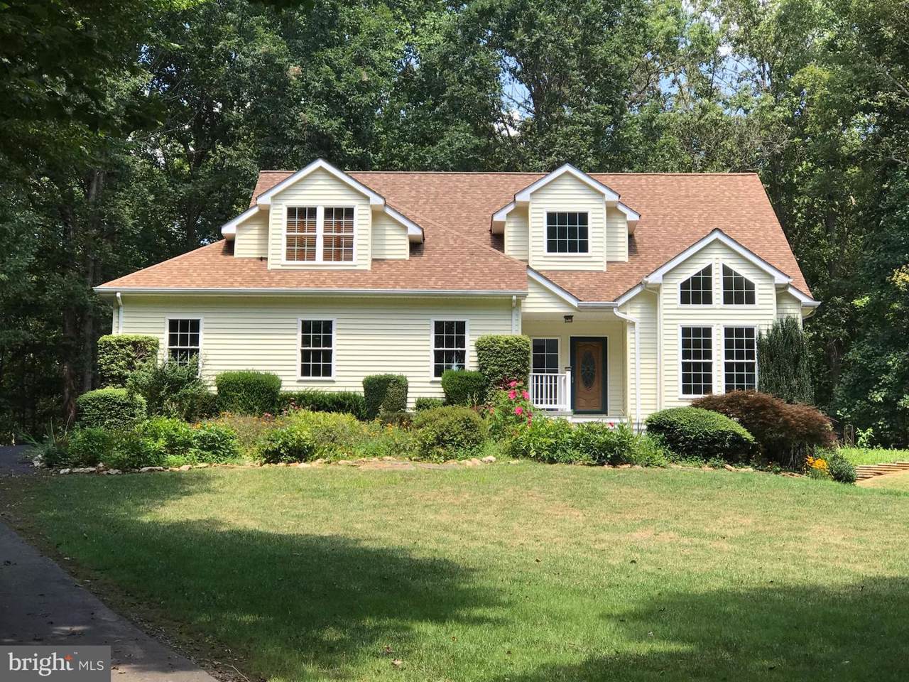 4178 Lindsay Court - Photo 1