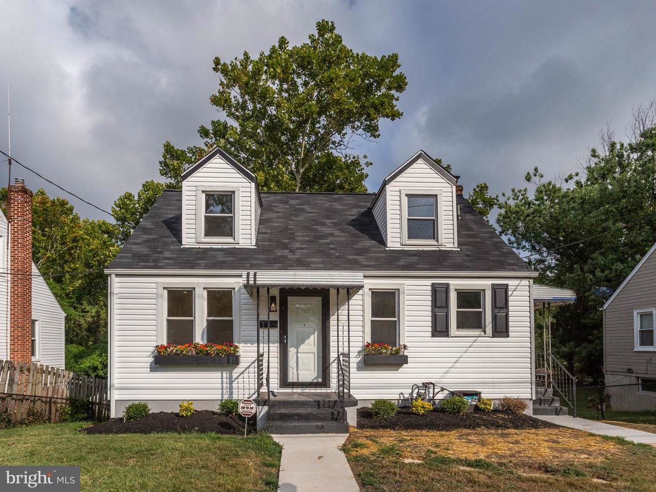 7108 Fresno Street - Photo 1