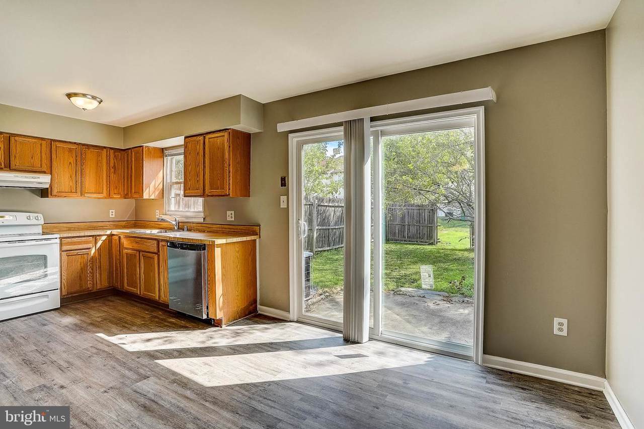 10 Von Steuben Court - Photo 1