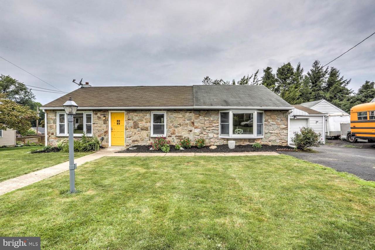 1711 Buttercup Road - Photo 1