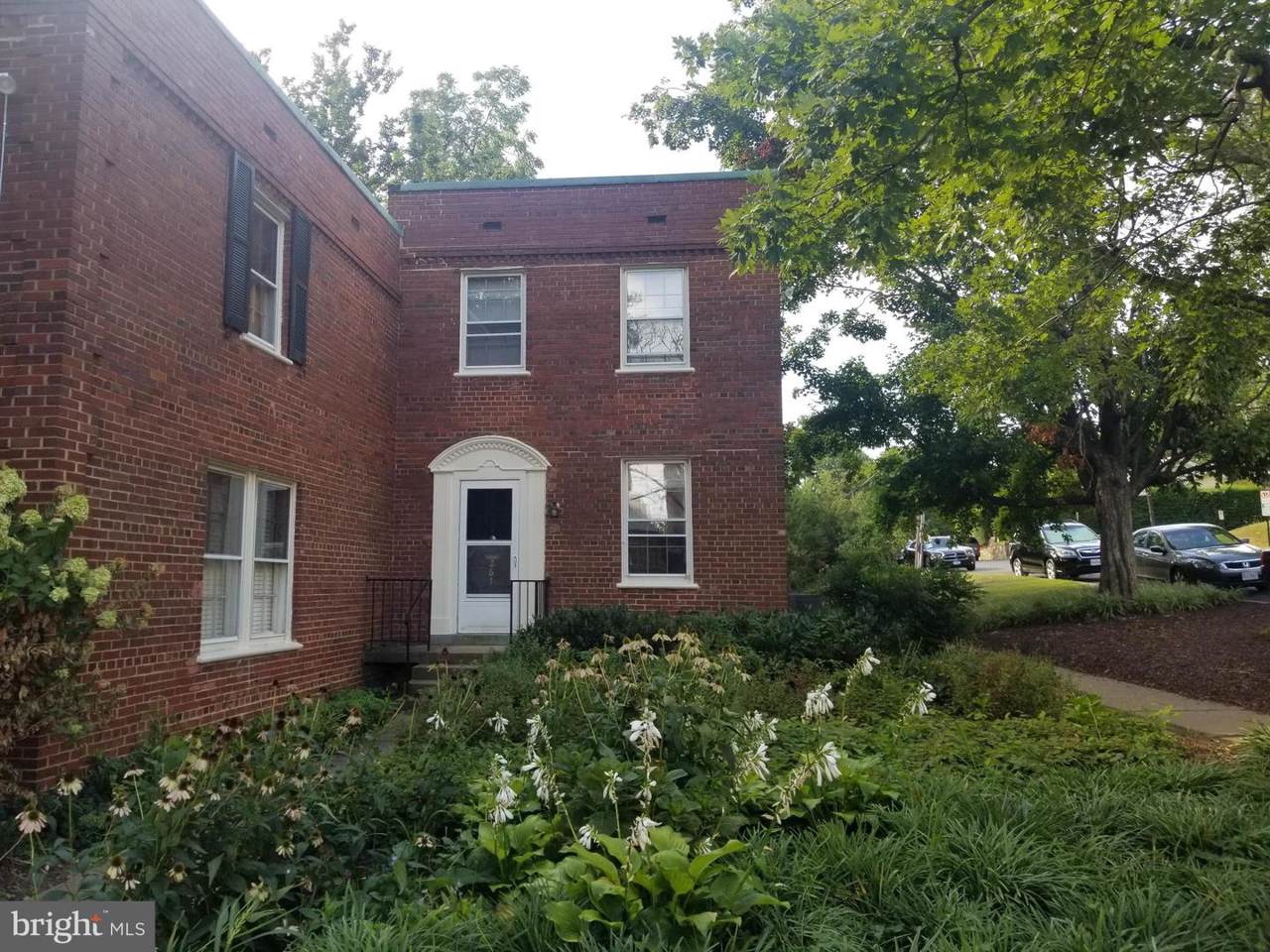1020 Barton Street - Photo 1 1020 Barton Street - Photo 1