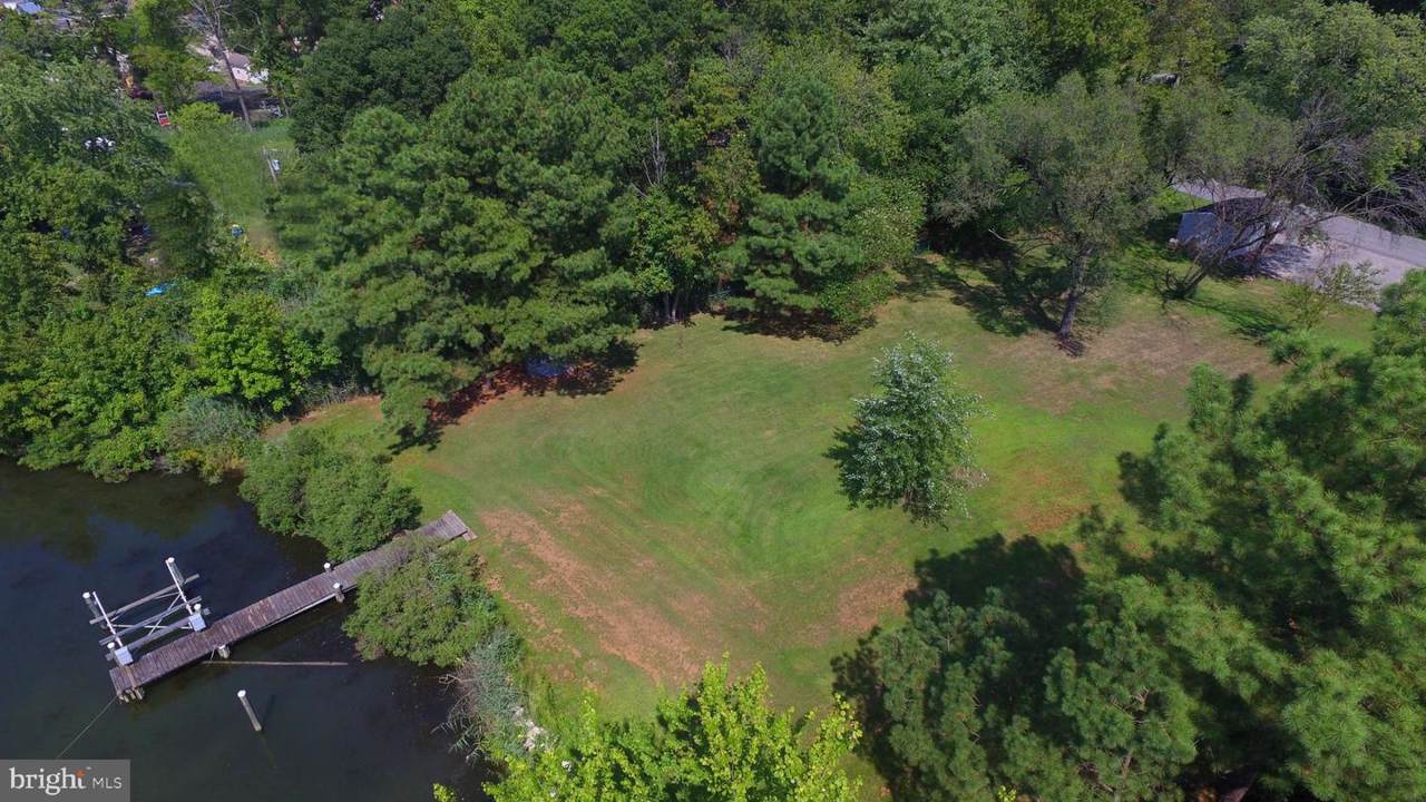 3713 Clarks Point Road - Photo 1