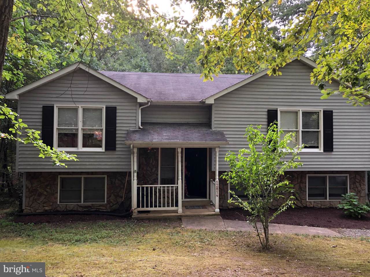 12814 Plantation Drive - Photo 1