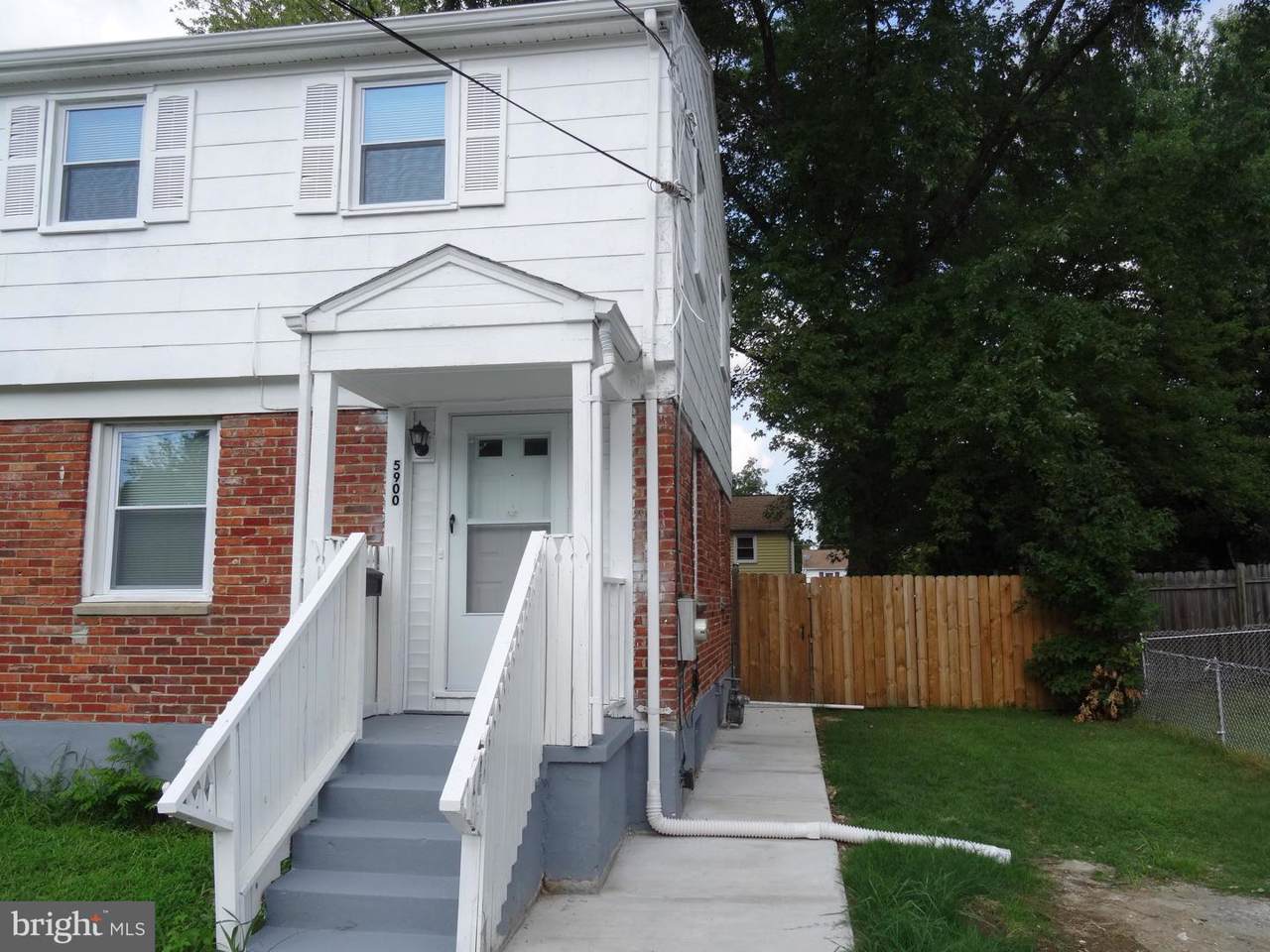 5900 Choctaw Drive - Photo 1