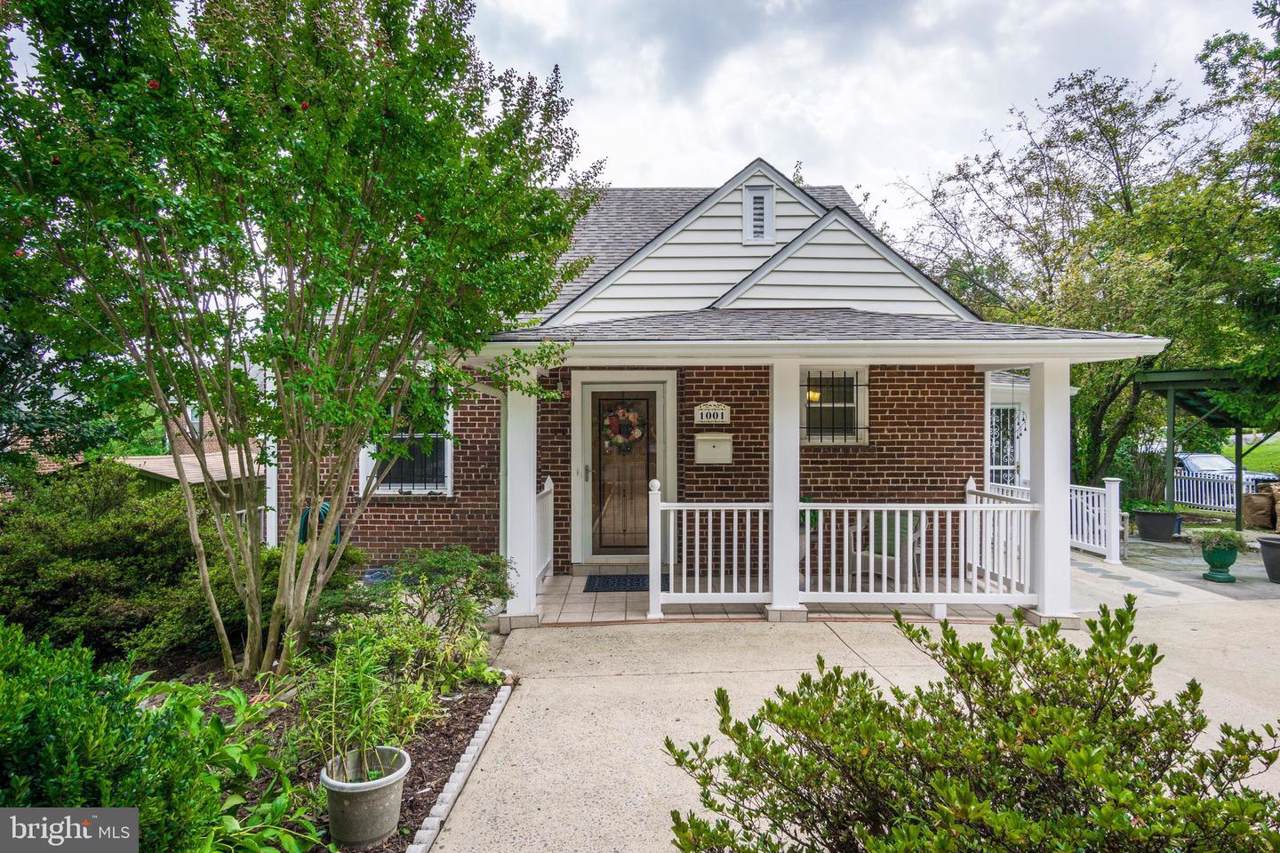 1001 Hopewell Avenue - Photo 1