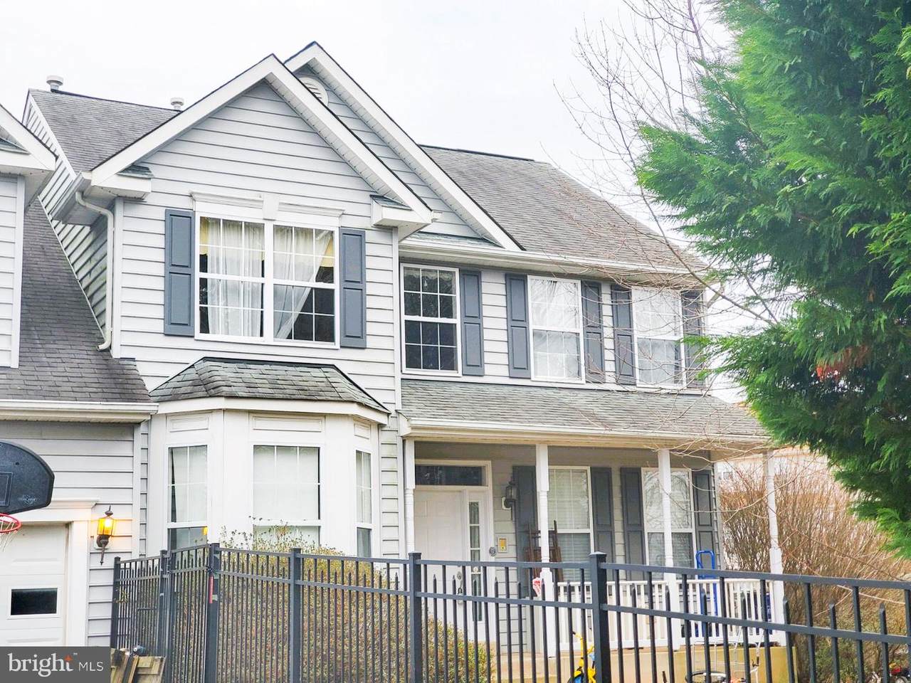 13117 Queensdale Drive - Photo 1