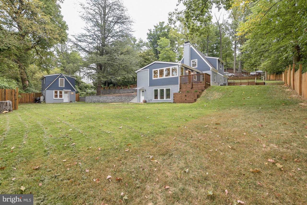 2941 Wilton Avenue - Photo 1