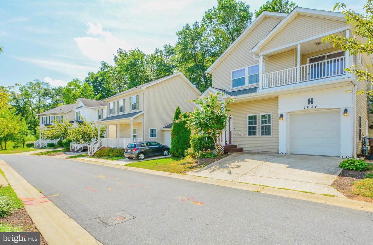 7634 Bluff Point Lane - Photo 1