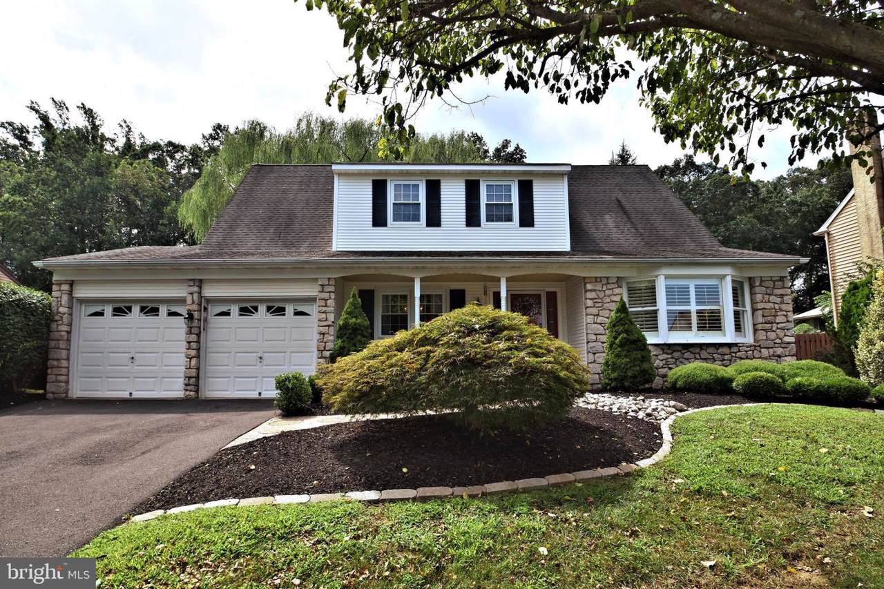 12 Treeline Drive - Photo 1