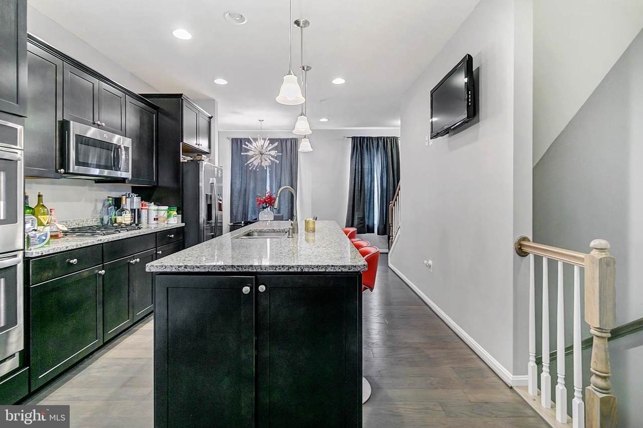 615 Barnes Street - Photo 1