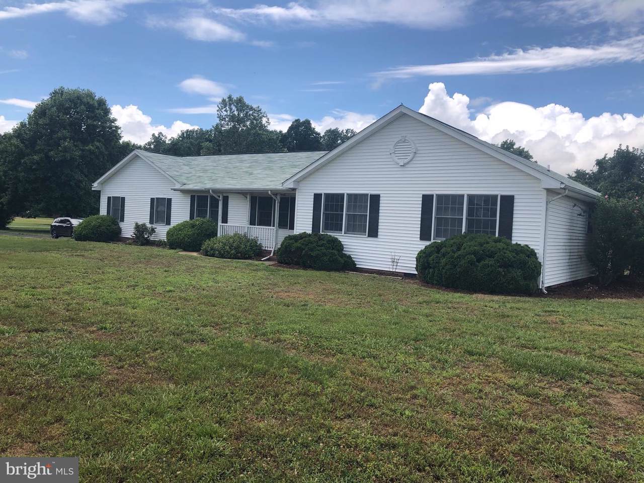 33 Matthews Cove Drive - Photo 1