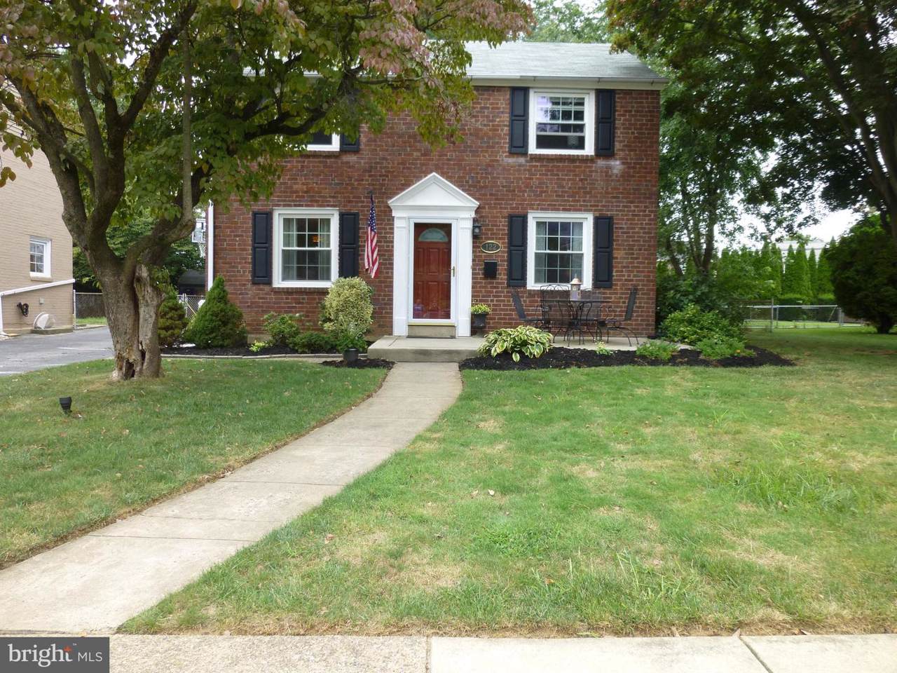 122 Barbara Drive - Photo 1