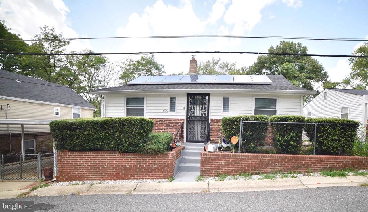 1109 Jansen Avenue - Photo 1