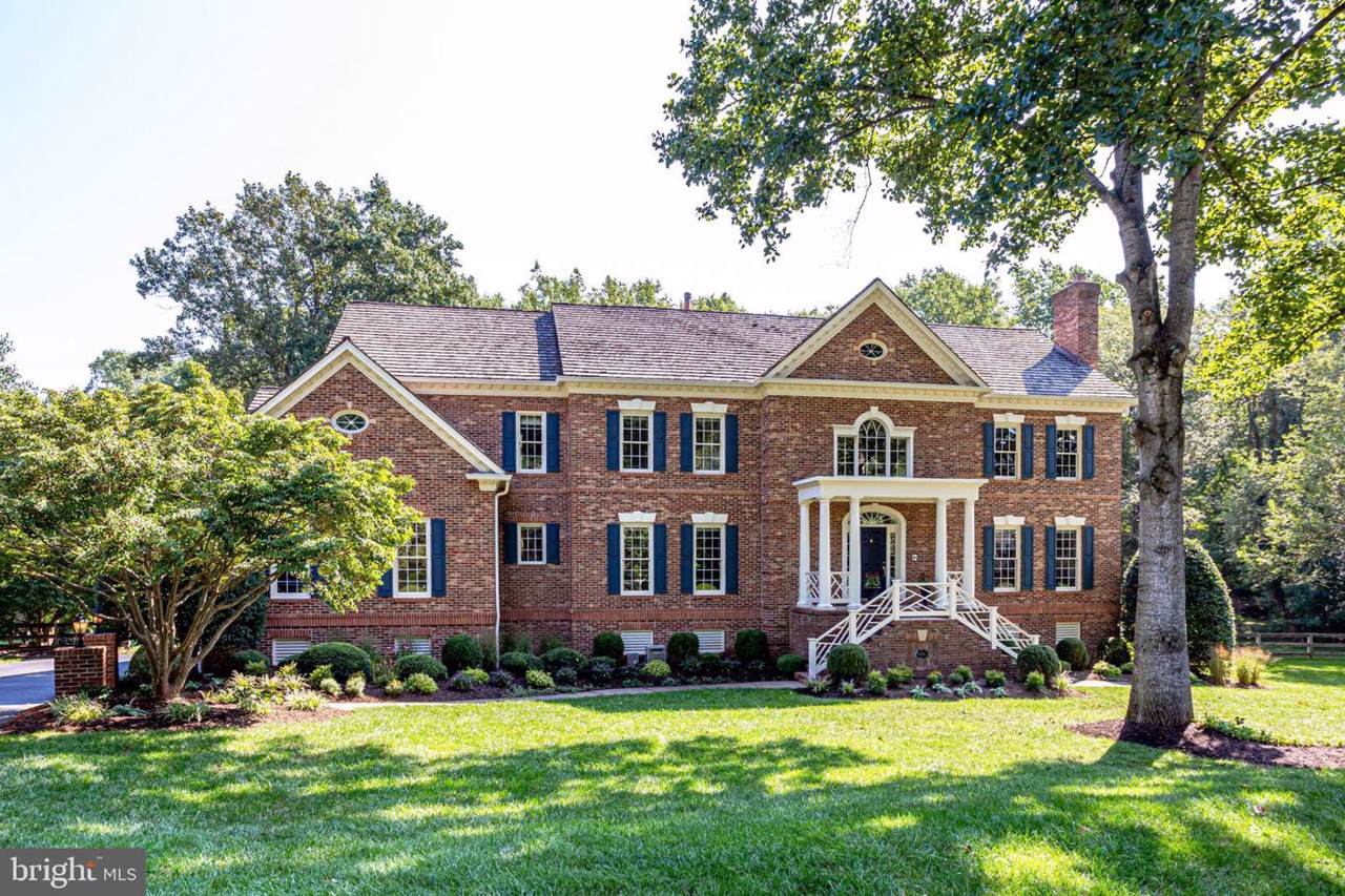 10720 Falls Pointe Drive - Photo 1