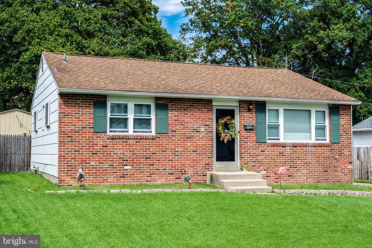 234 Clinton Avenue - Photo 1