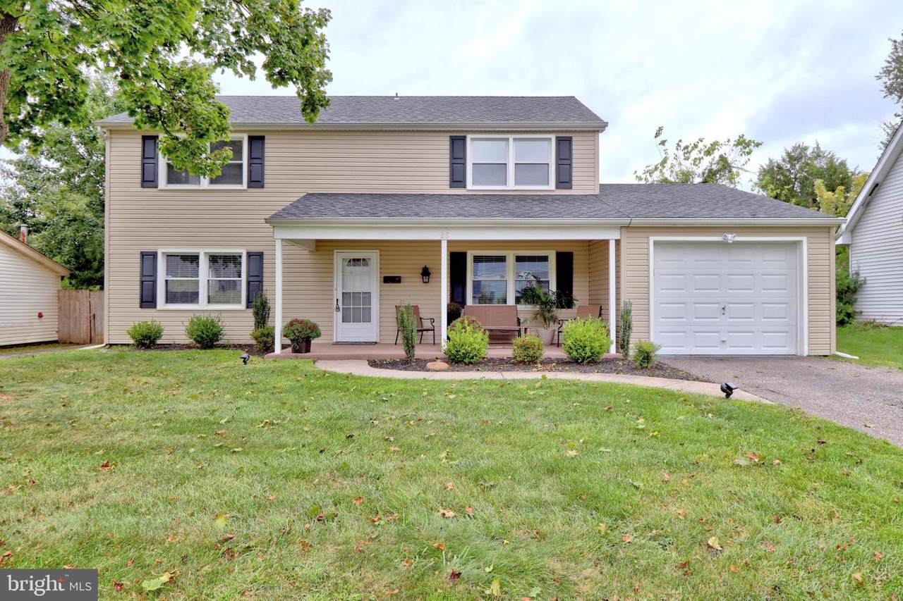28 Hopkins Lane - Photo 1
