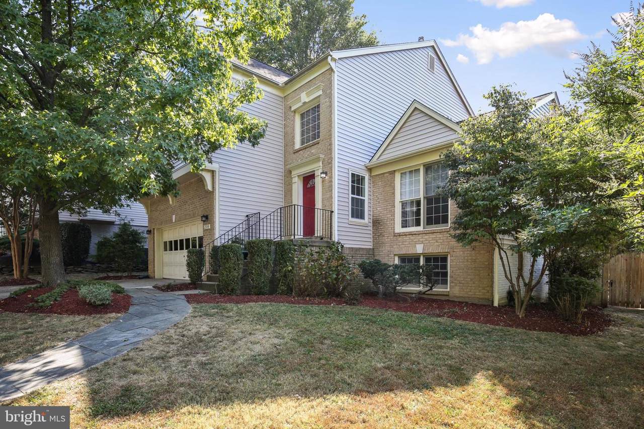 2914 Mccomas Avenue - Photo 1