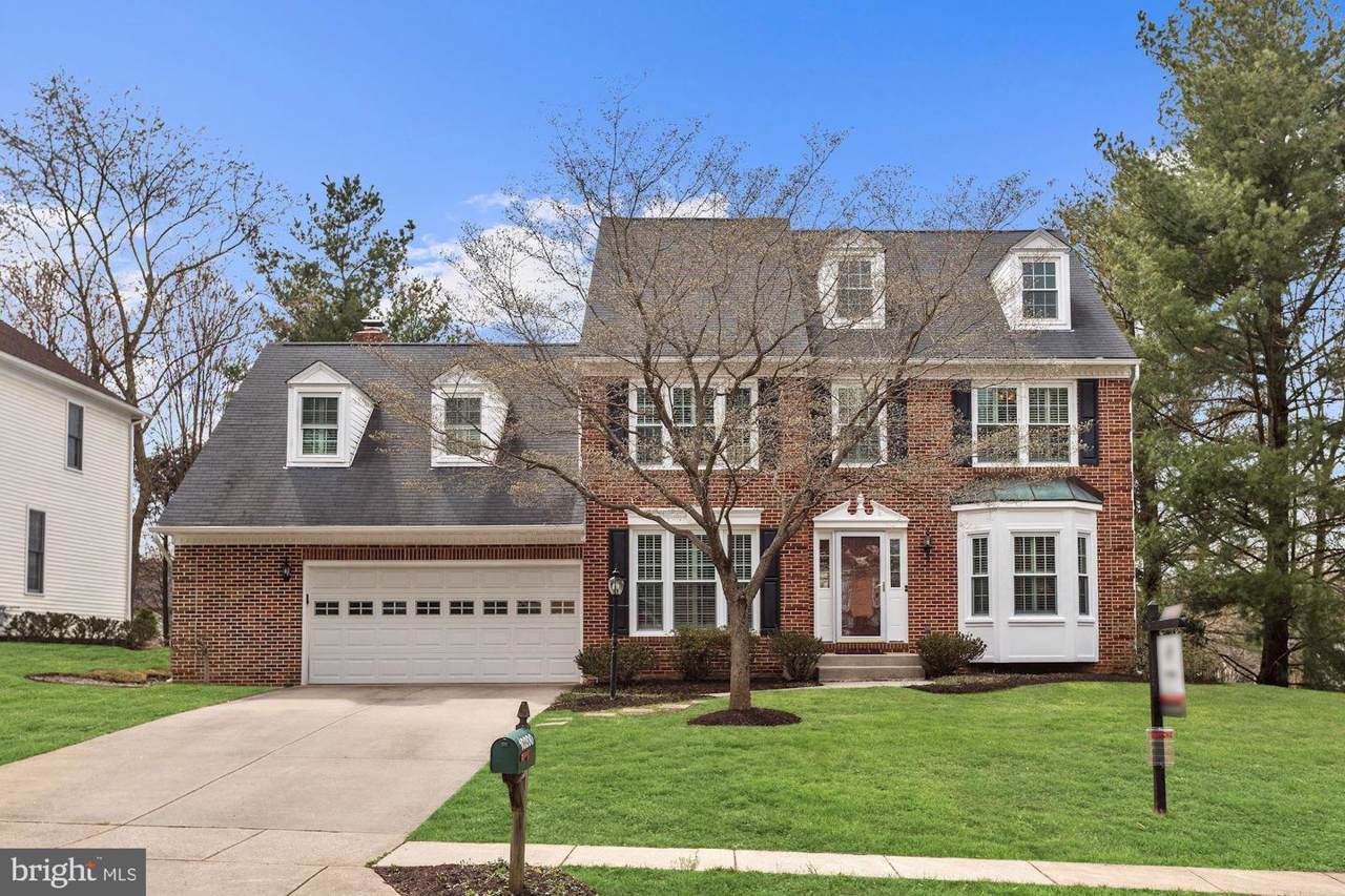 10200 New Forest Court - Photo 1