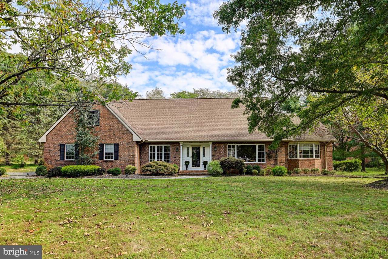 24 Arvida Drive - Photo 1