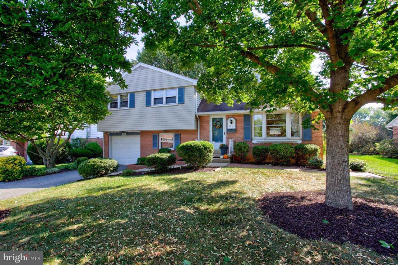 1651 Sunset Avenue - Photo 1