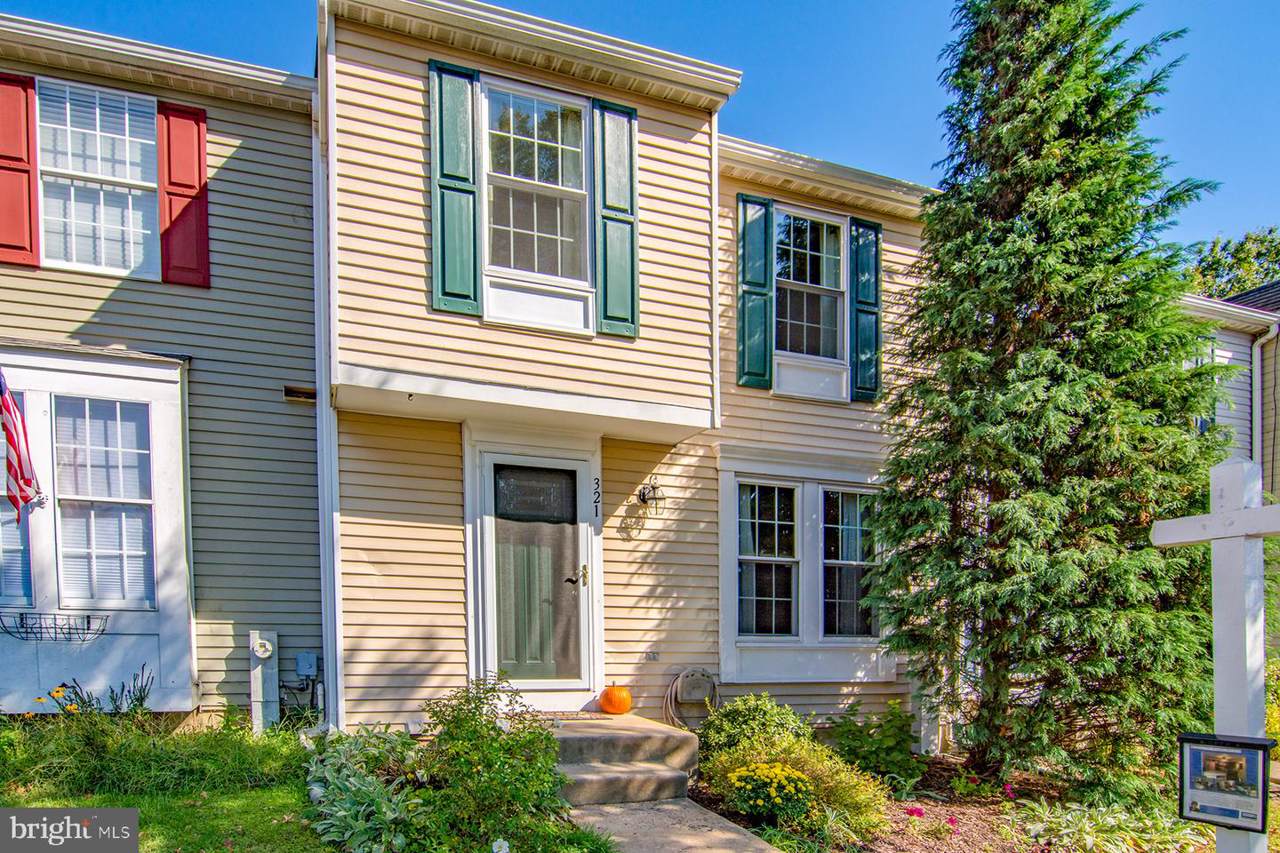 321 Delmar Court - Photo 1