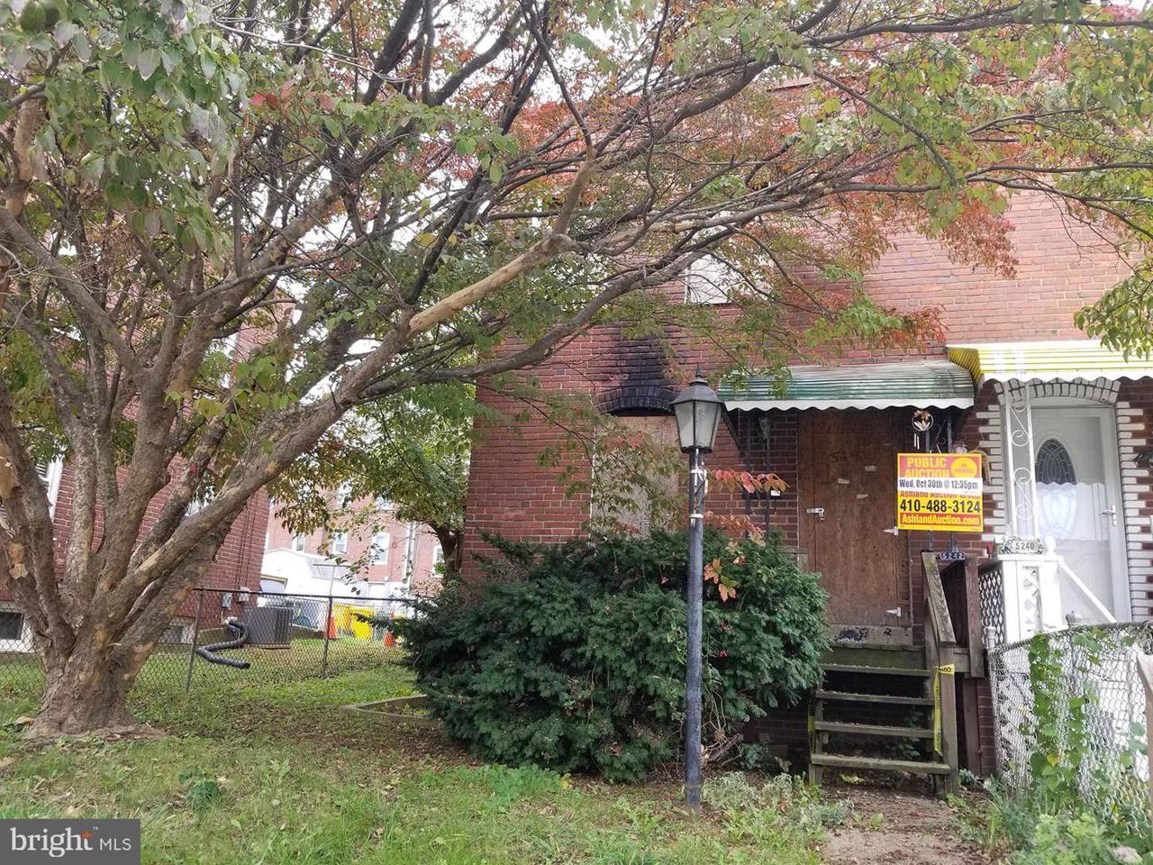 5242 4TH Street - Photo 1