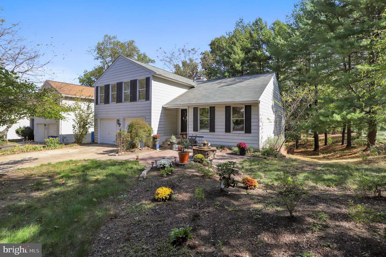 7102 Willow Brook Way - Photo 1