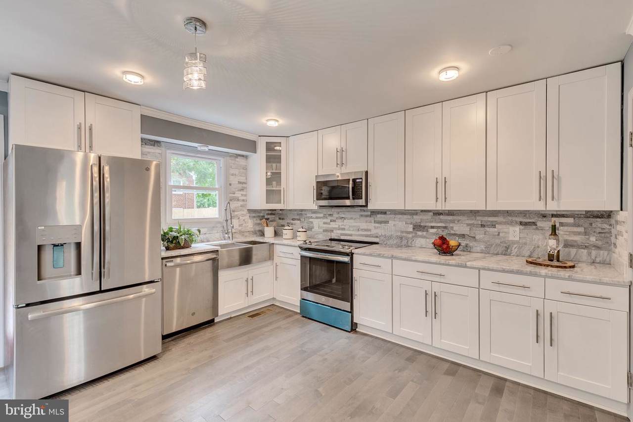 6121 3RD Street - Photo 1